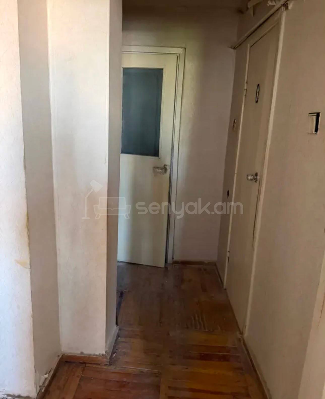 2 Սենյականոց Բնակարան, 67քմ, 3/9 հարկ, Պետական Վիճակում