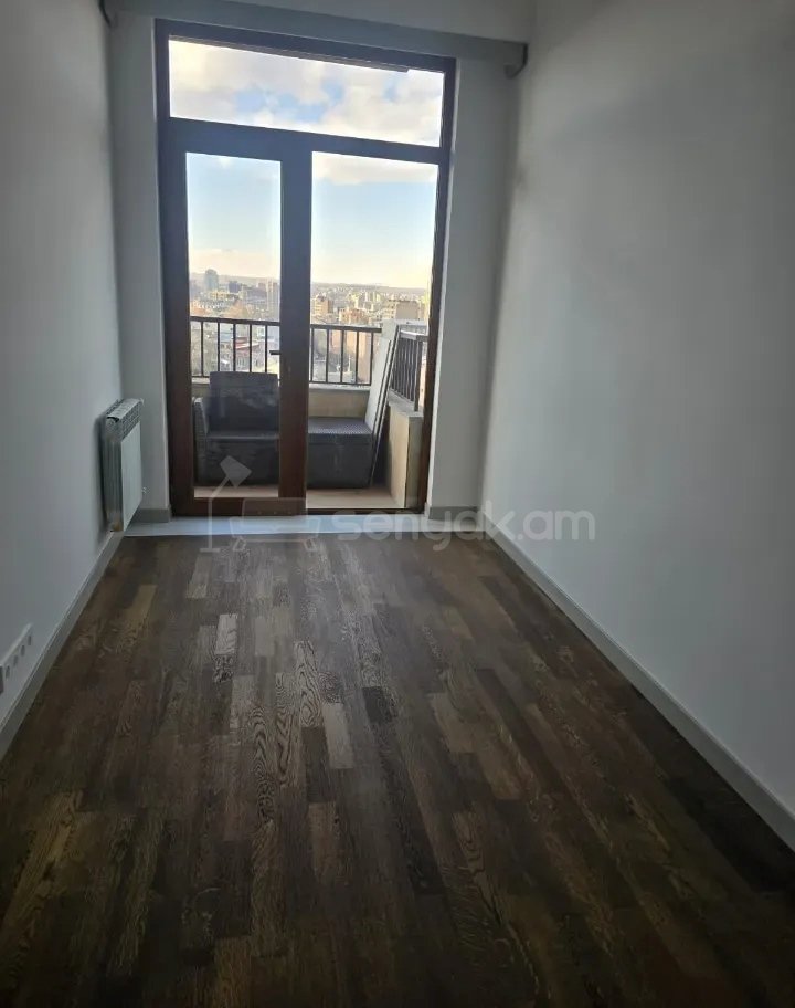 3 Սենյականոց Բնակարան Նորակառույցում, 73քմ, 9/11 հարկ, Կապիտալ Վերանորոգված