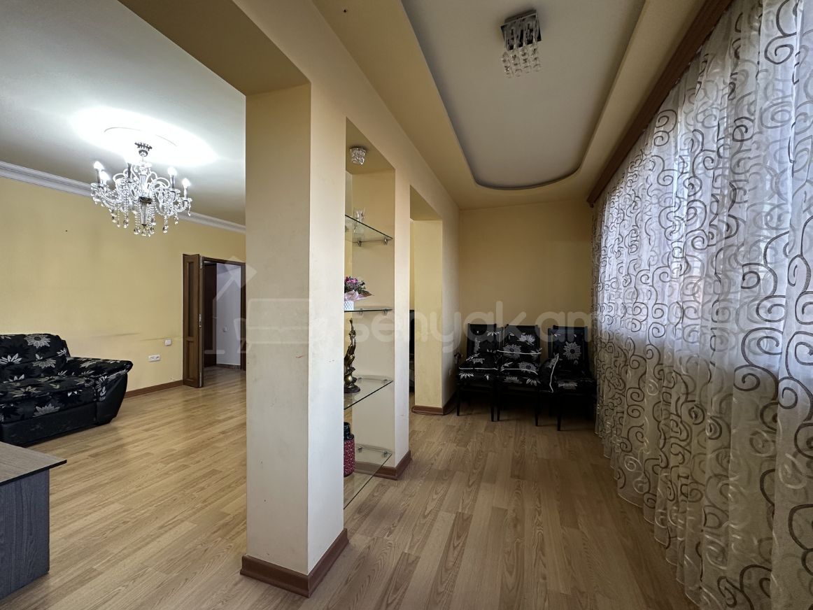 3 Սենյականոց Բնակարան, 96քմ, 7/9 հարկ, Կապիտալ Վերանորոգված