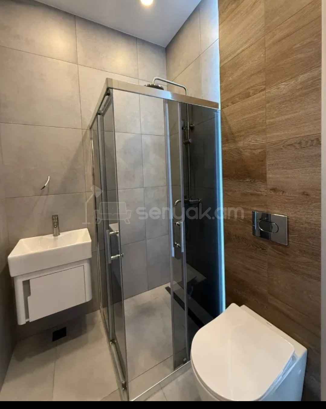 2 Սենյականոց Բնակարան Քարե Շենքում, 50քմ, 4/4 հարկ, Կապիտալ Վերանորոգված, Կահավորված