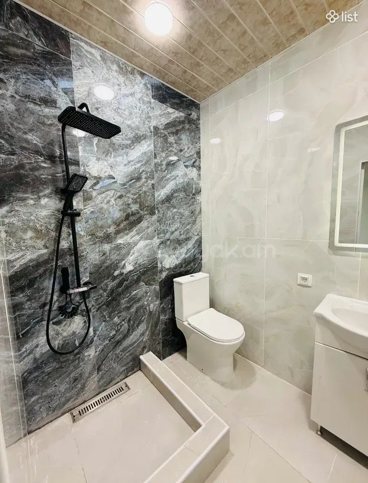 2 Սենյականոց Բնակարան Նորակառույցում, 48քմ, 2/7 հարկ, Պետական Վիճակում