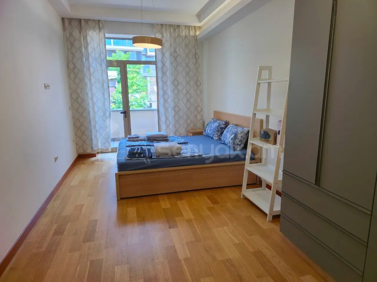 3 Սենյականոց Բնակարան, 110քմ, 5/7 հարկ, Դիզայներական Վերանորոգված, Կահավորված, Արևկող
