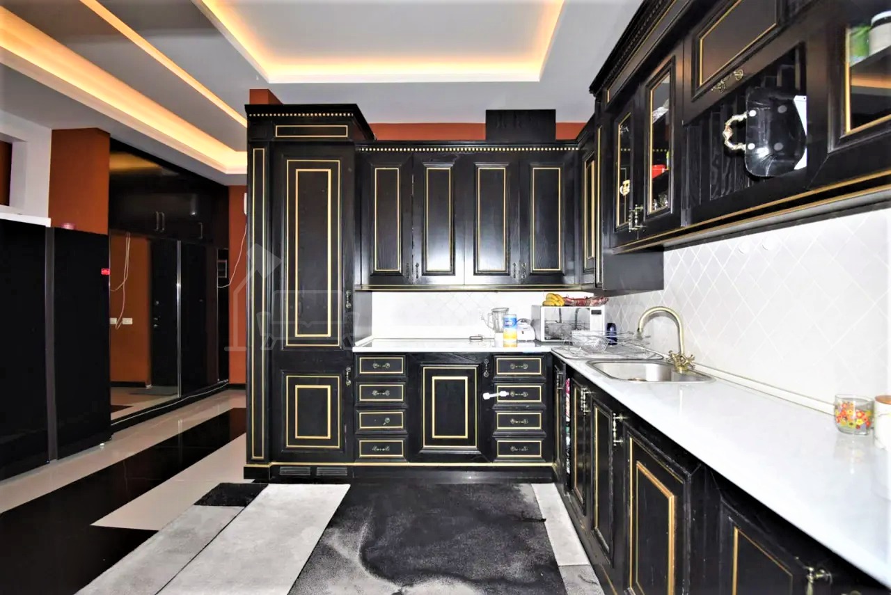3 Սենյականոց Բնակարան, 123քմ, 5/18 հարկ, Դիզայներական Վերանորոգված, Կահավորված, Արևկող