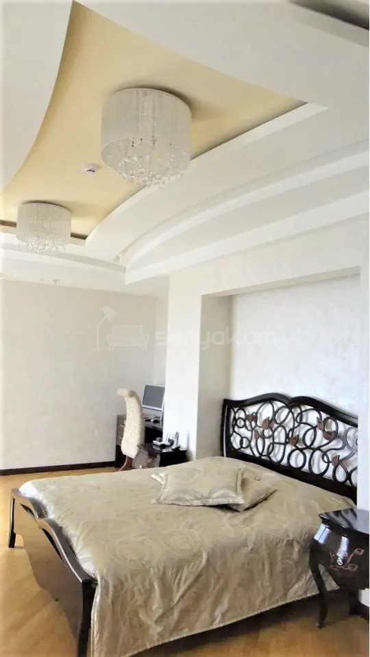 5 Սենյականոց Բնակարան, 292քմ, 8/9 հարկ, Դիզայներական Վերանորոգված