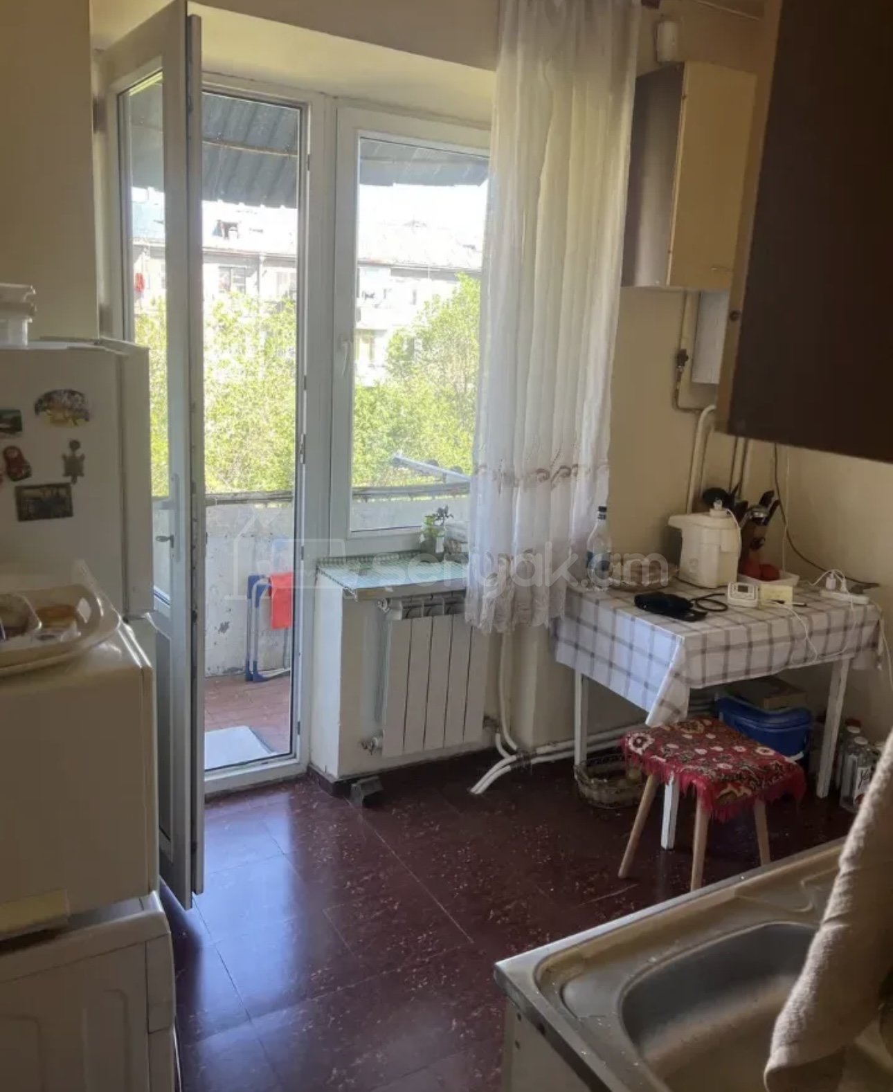 2 Սենյականոց Բնակարան Քարե Շենքում, 55քմ, 5/5 հարկ, Նորմալ Վիճակում