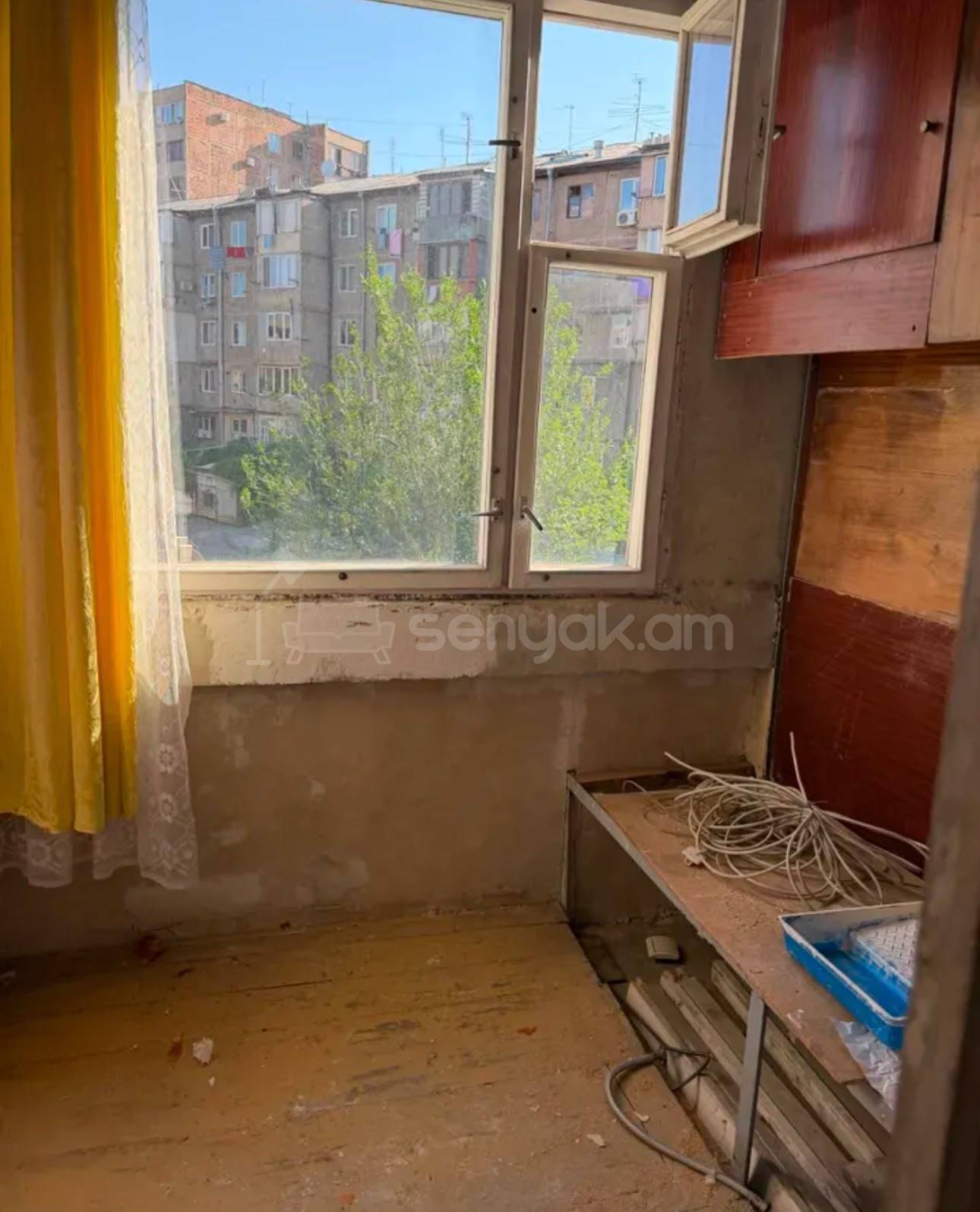 2 Սենյականոց Բնակարան, 67քմ, 3/9 հարկ, Պետական Վիճակում