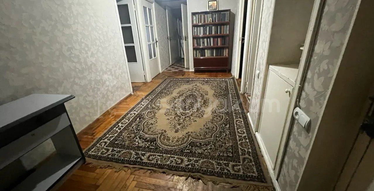 3 Սենյականոց Բնակարան, 80քմ, 3/9 հարկ, Նորմալ Վիճակում, Կահավորված