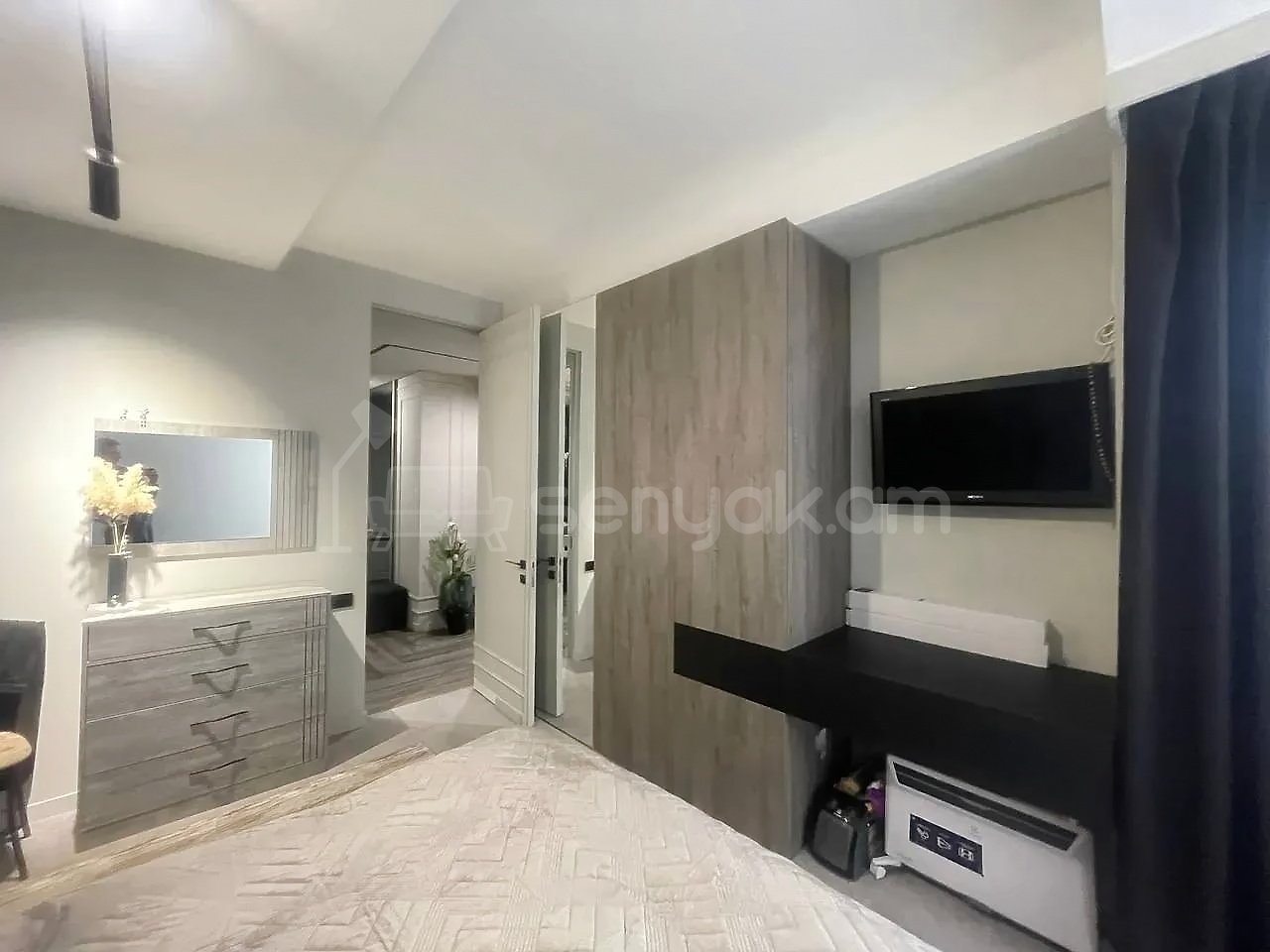 3 Սենյականոց Բնակարան, 82քմ, 6/8 հարկ, Դիզայներական Վերանորոգված
