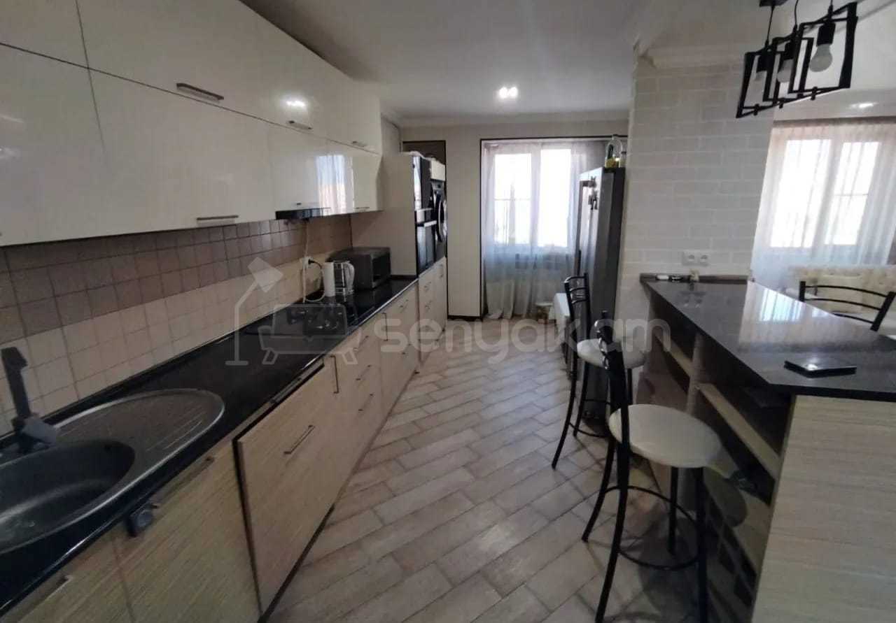 4 Սենյականոց Բնակարան, 92քմ, 9/9 հարկ, Կապիտալ Վերանորոգված