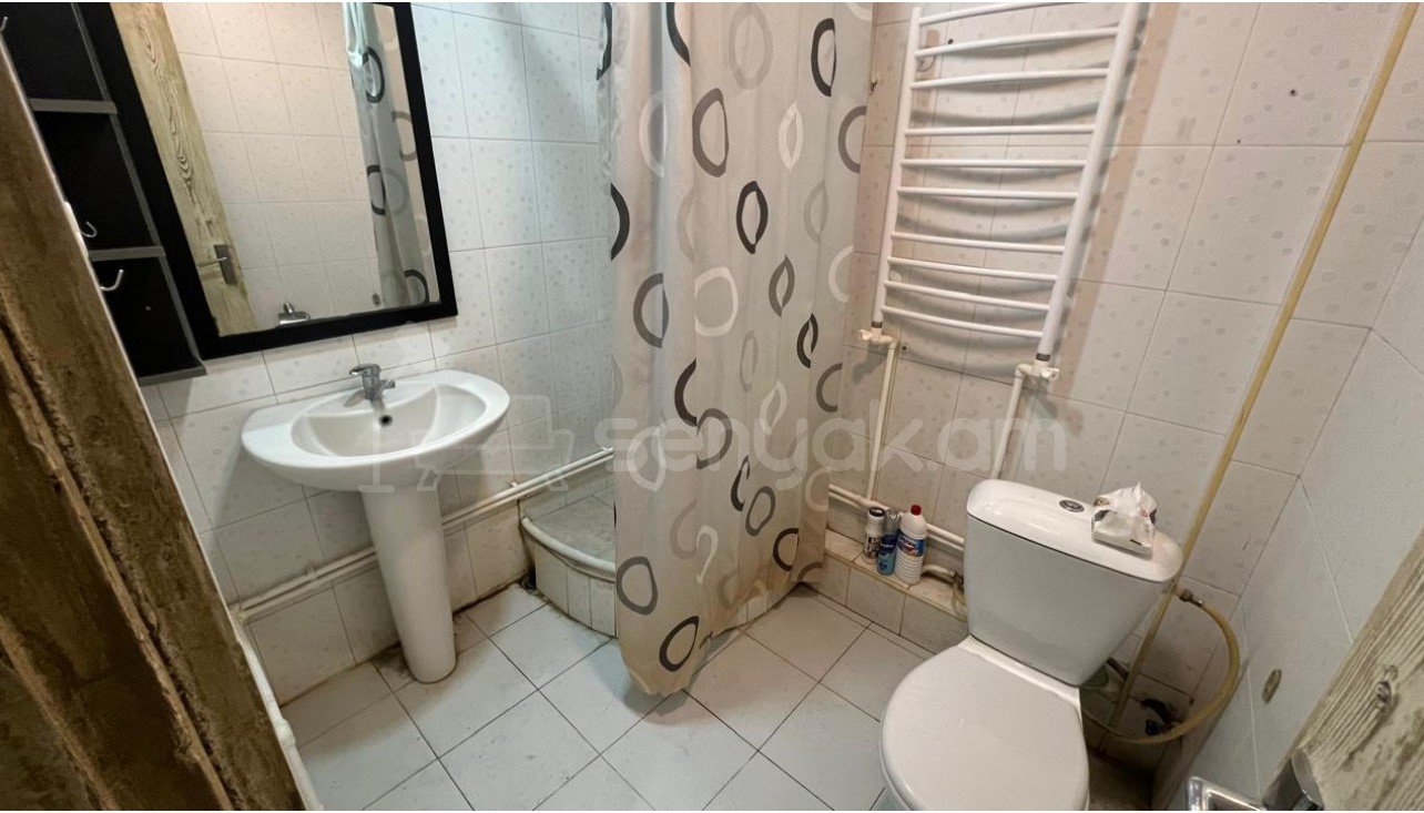 2 Սենյականոց Բնակարան Քարե Շենքում, 50քմ, 3/6 հարկ, Կապիտալ Վերանորոգված, Կահավորված