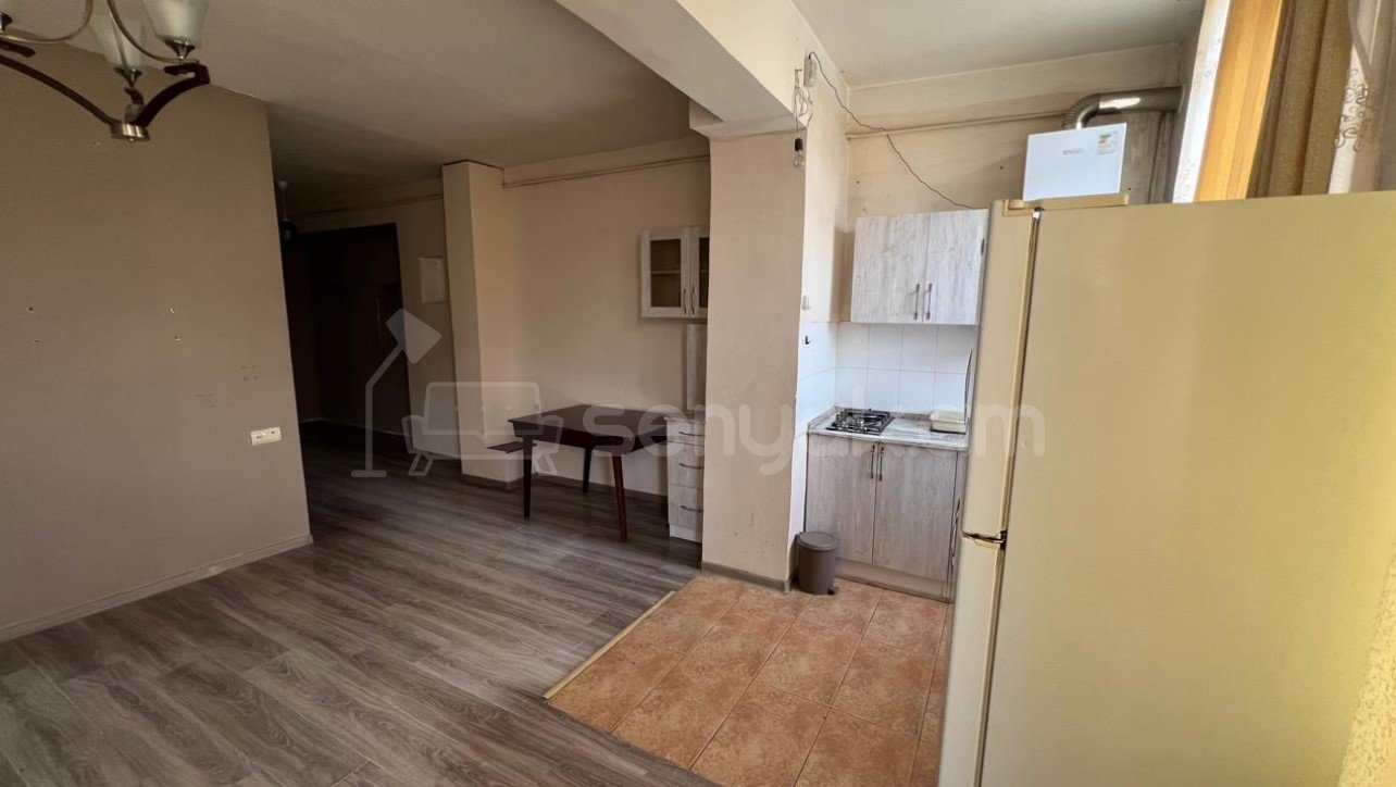 2 Սենյականոց Բնակարան Քարե Շենքում, 50քմ, 3/6 հարկ, Կապիտալ Վերանորոգված, Կահավորված