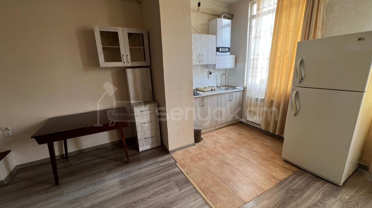 2 Սենյականոց Բնակարան Քարե Շենքում, 50քմ, 3/6 հարկ, Կապիտալ Վերանորոգված, Կահավորված