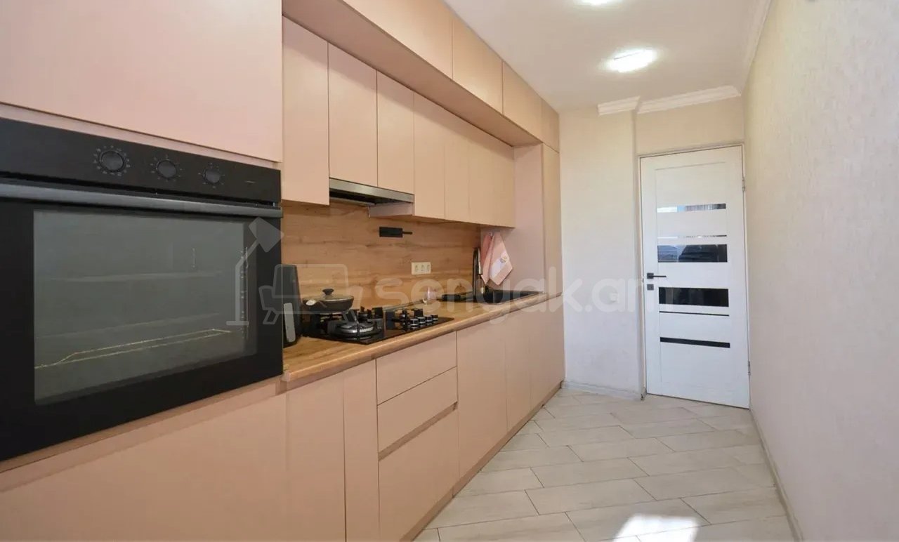 2 Սենյականոց Բնակարան, 67քմ, 5/9 հարկ, Դիզայներական Վերանորոգված