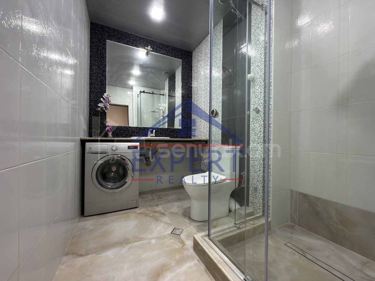 3 Սենյականոց Բնակարան Նորակառույցում, 110քմ, 5/9 հարկ, Կապիտալ Վերանորոգված