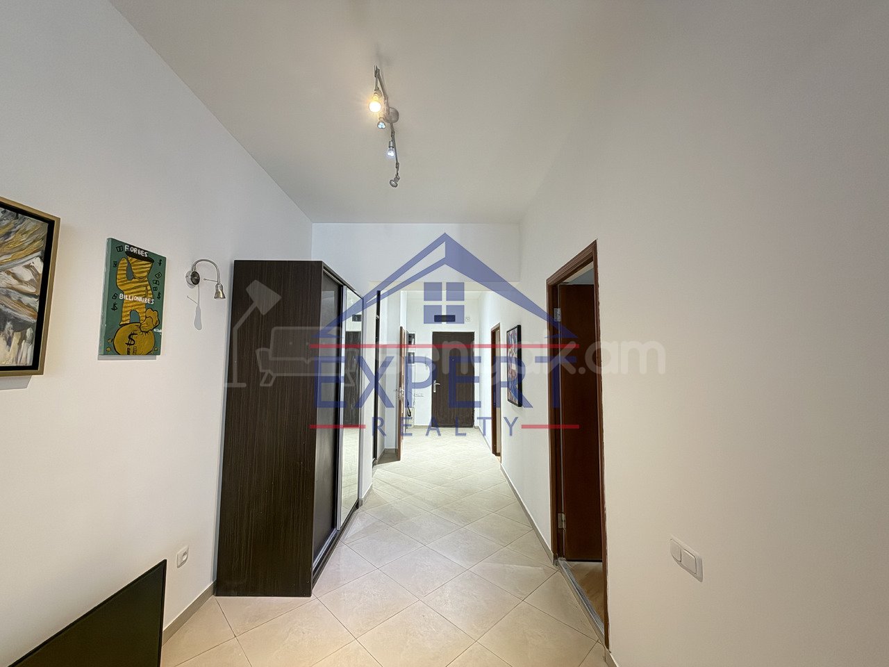 3 Սենյականոց Բնակարան Նորակառույցում, 110քմ, 5/9 հարկ, Կապիտալ Վերանորոգված