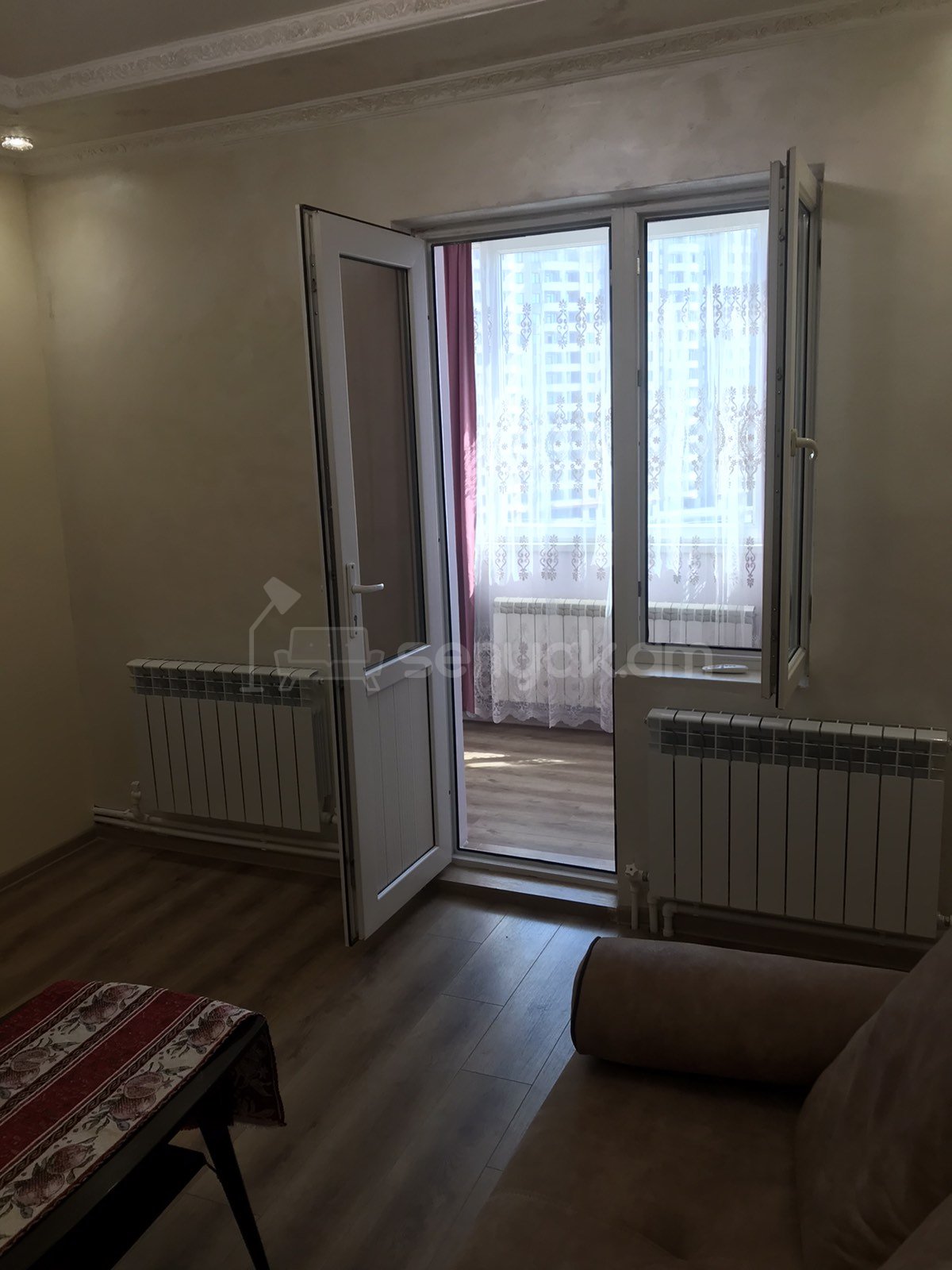1 Սենյականոց Բնակարան, 47քմ, 8/10 հարկ, Կապիտալ Վերանորոգված, Մասամբ Կահավորված, Արևկող