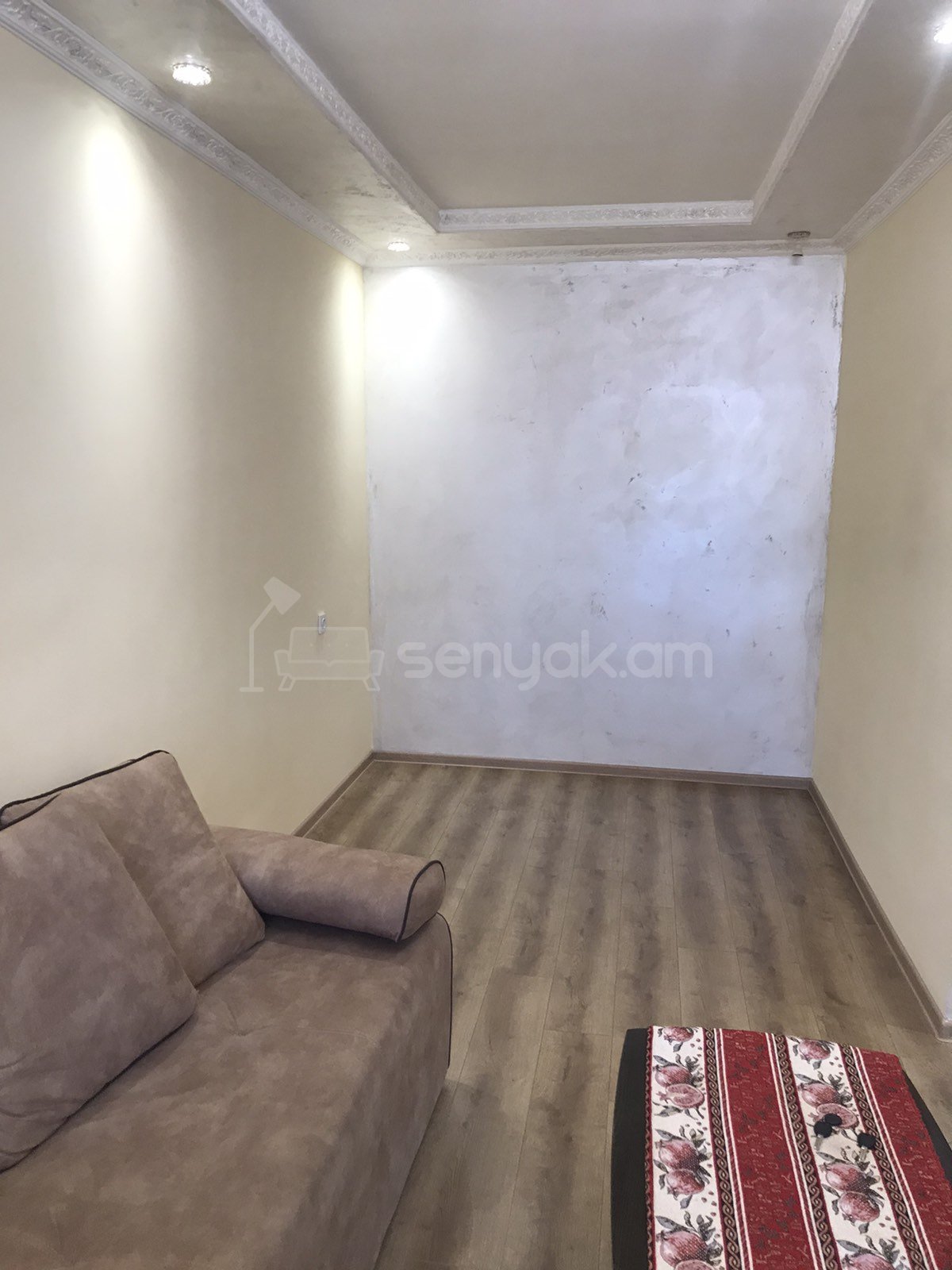 1 Սենյականոց Բնակարան, 47քմ, 8/10 հարկ, Կապիտալ Վերանորոգված, Մասամբ Կահավորված, Արևկող