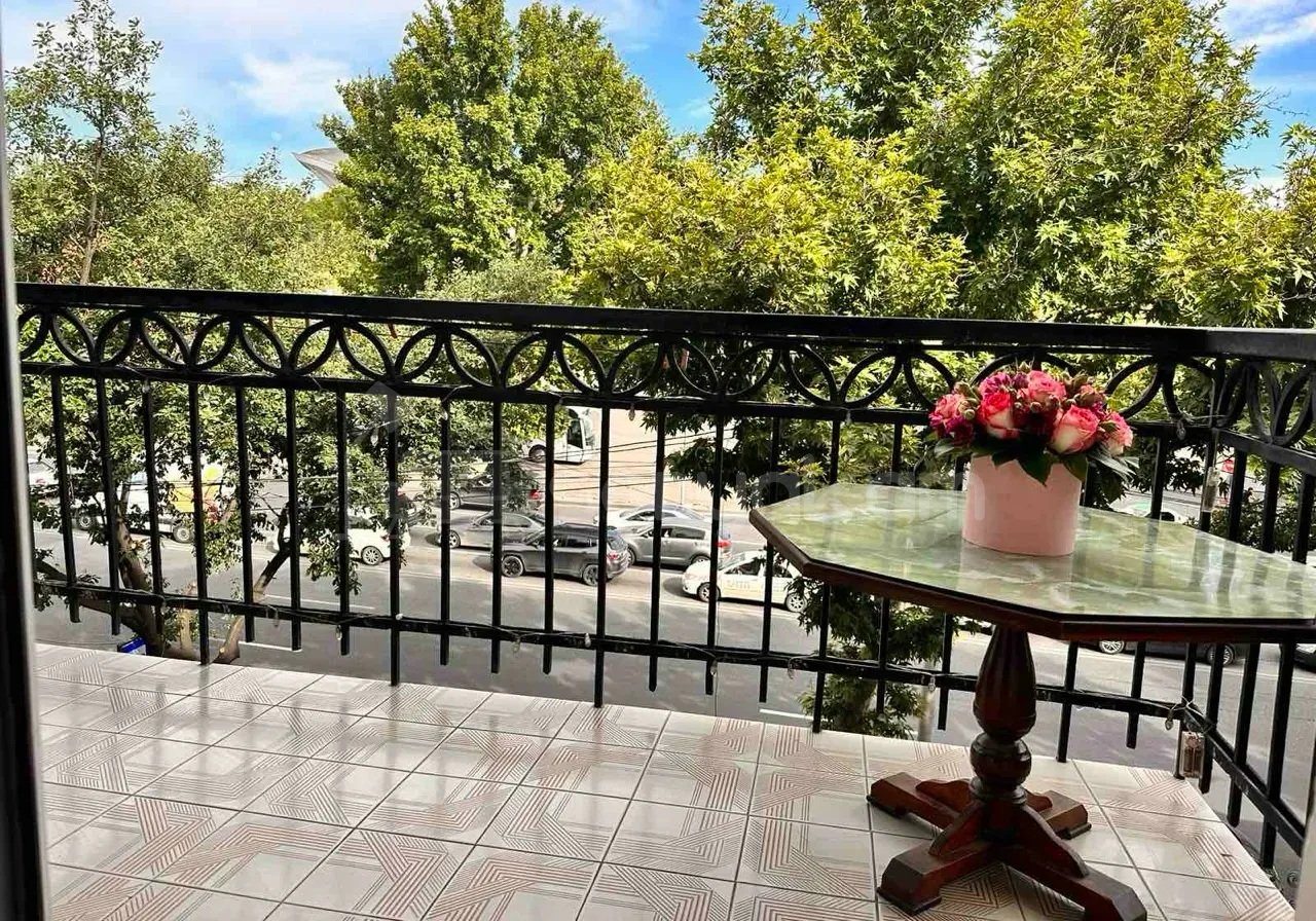 2 Սենյականոց Բնակարան Քարե Շենքում, 48քմ, 4/5 հարկ, Կապիտալ Վերանորոգված, Կահավորված