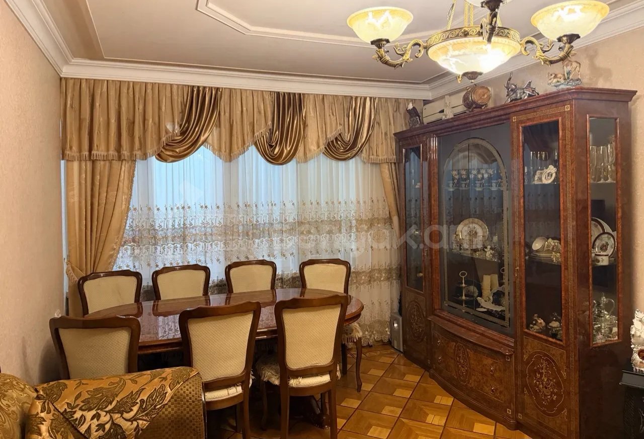 3 Սենյականոց Բնակարան Քարե Շենքում, 78քմ, 3/9 հարկ, Կապիտալ Վերանորոգված, Կահավորված