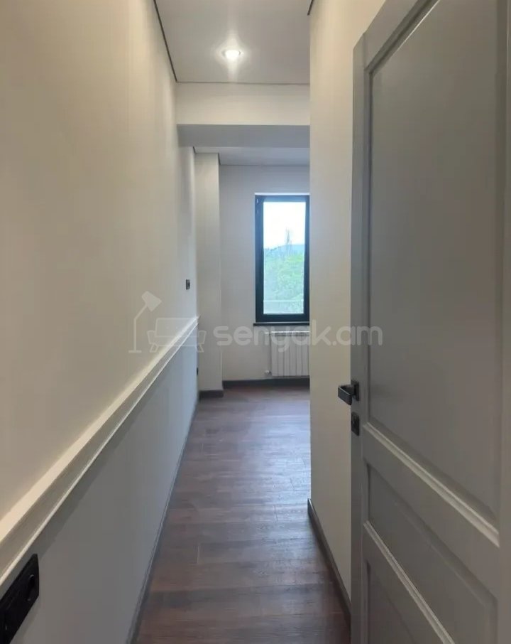 4 Սենյականոց Բնակարան Նորակառույցում, 80քմ, 3/16 հարկ, Կապիտալ Վերանորոգված