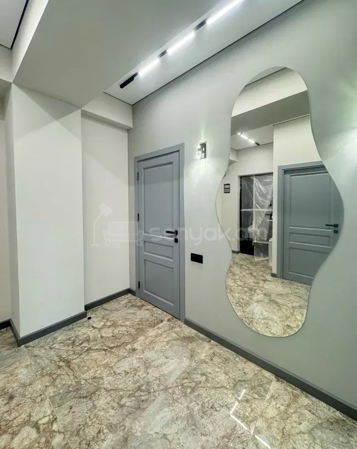 4 Սենյականոց Բնակարան Նորակառույցում, 80քմ, 3/16 հարկ, Կապիտալ Վերանորոգված