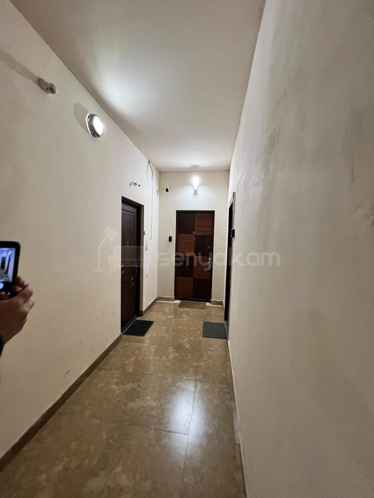 3 Սենյականոց Բնակարան, 119քմ, 3/15 հարկ, Դիզայներական Վերանորոգված