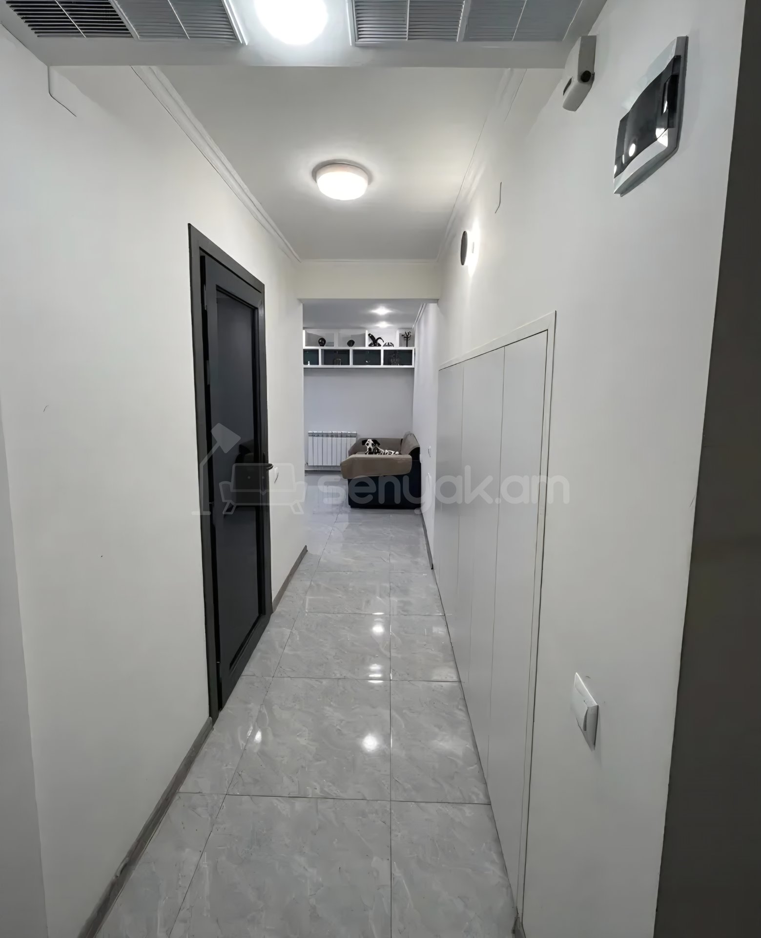3 Սենյականոց Բնակարան Քարե Շենքում, 49քմ, 3/4 հարկ, Կապիտալ Վերանորոգված, Կահավորված