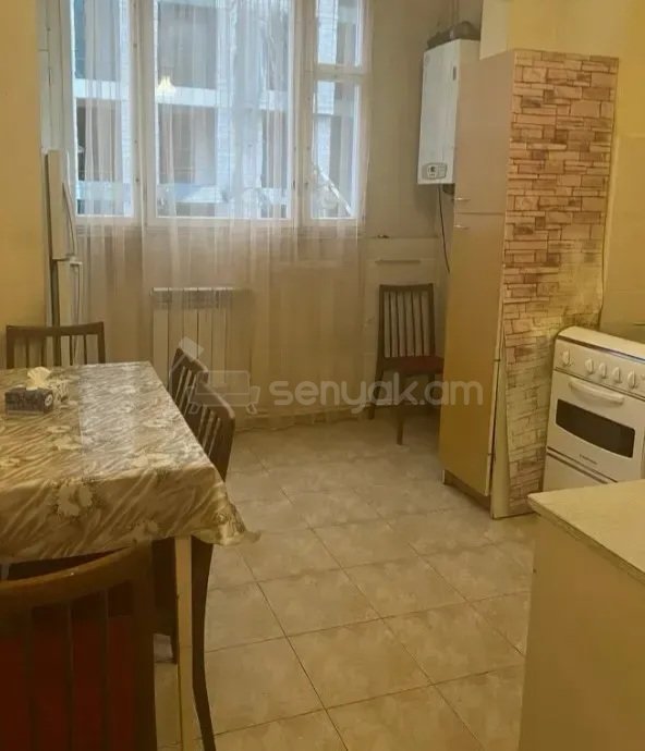 1 Սենյականոց Բնակարան Քարե Շենքում, 50քմ, 5/7 հարկ, Կապիտալ Վերանորոգված, Կահավորված