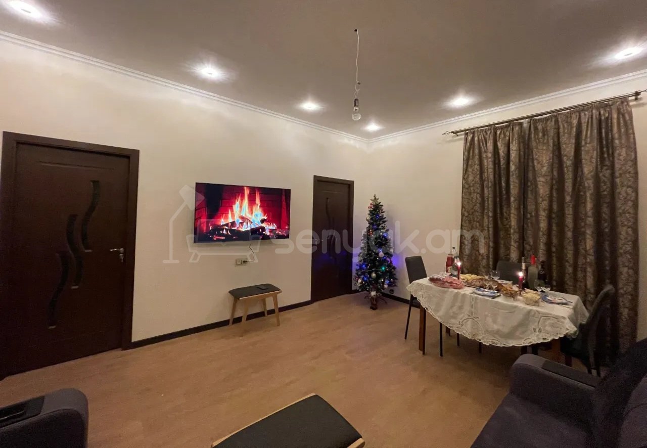 3 Սենյականոց Բնակարան Քարե Շենքում, 78քմ, 7/8 հարկ, Կապիտալ Վերանորոգված, Կահավորված