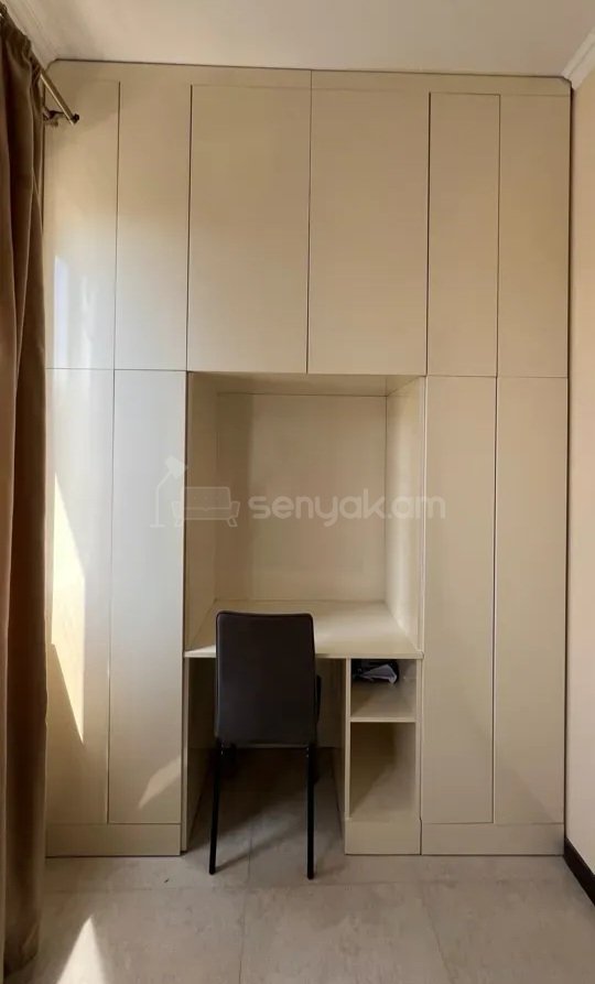 3 Սենյականոց Բնակարան Քարե Շենքում, 78քմ, 7/8 հարկ, Կապիտալ Վերանորոգված, Կահավորված