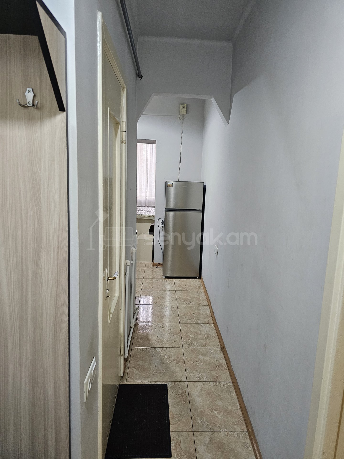 2 Սենյականոց Բնակարան Քարե Շենքում, 45քմ, 1/4 հարկ, Կոսմետիկ Վերանորոգված, Կահավորված