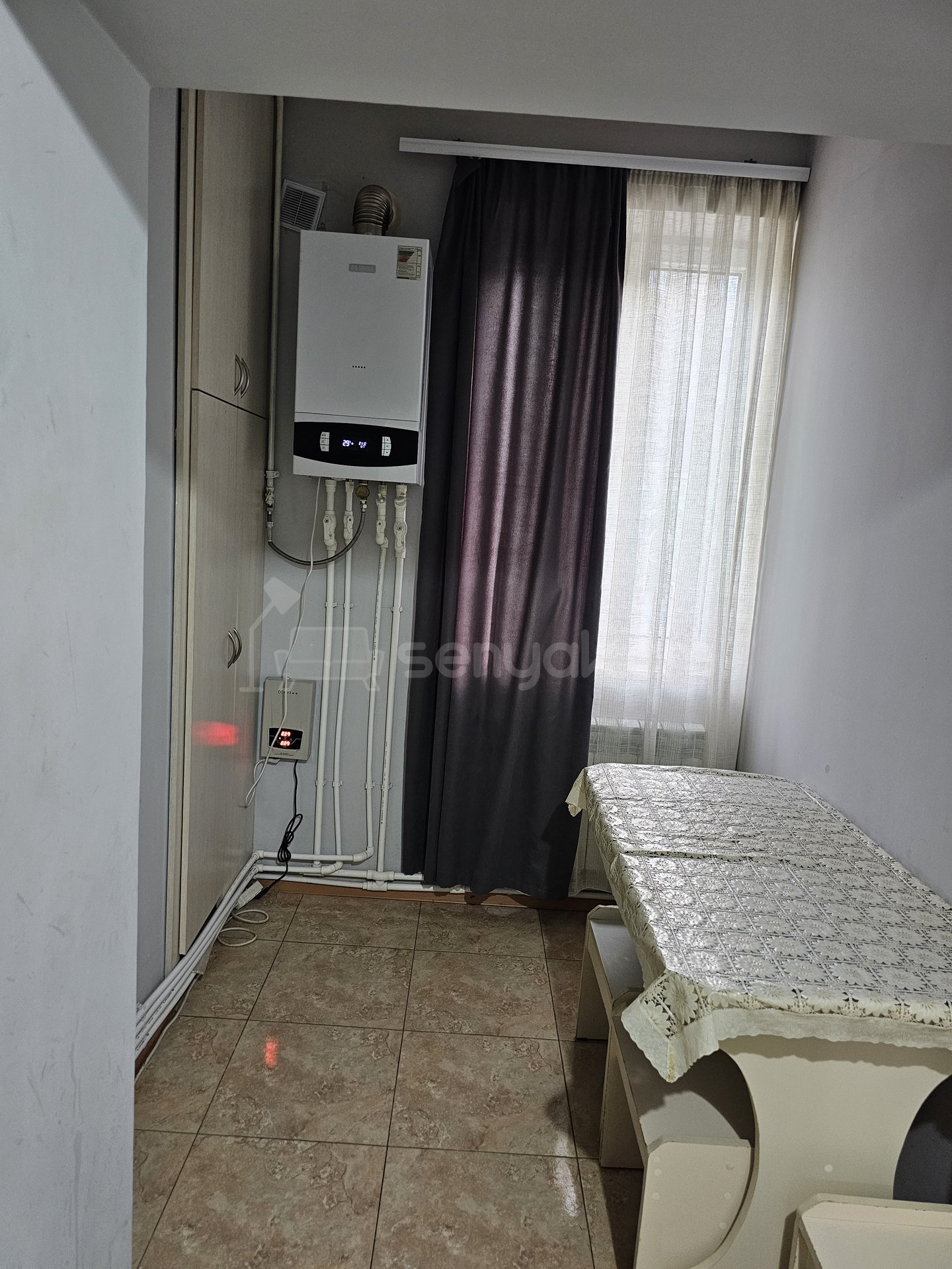 2 Սենյականոց Բնակարան Քարե Շենքում, 45քմ, 1/4 հարկ, Կոսմետիկ Վերանորոգված, Կահավորված