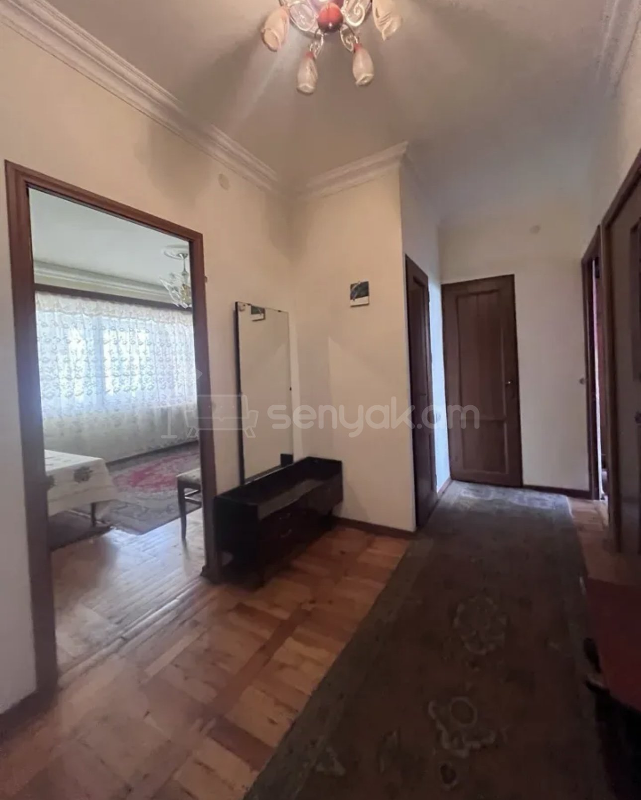 4 Սենյականոց Բնակարան, 74քմ, 3/9 հարկ, Կապիտալ Վերանորոգված