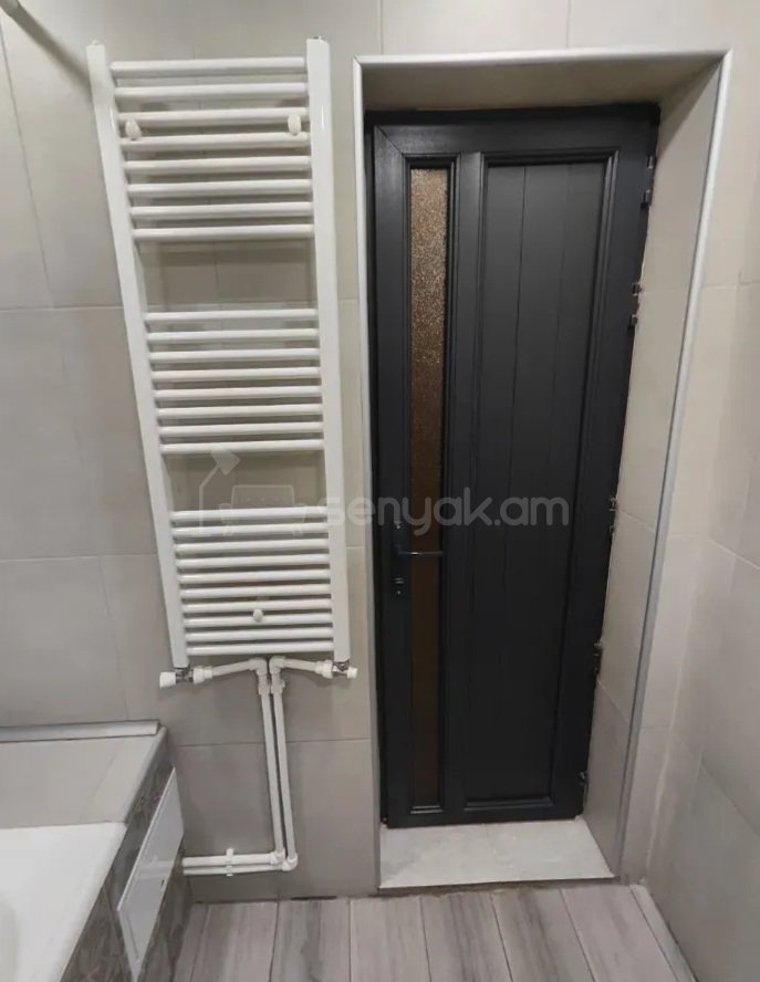 2 Սենյականոց Բնակարան, 47քմ, 3/9 հարկ, Դիզայներական Վերանորոգված