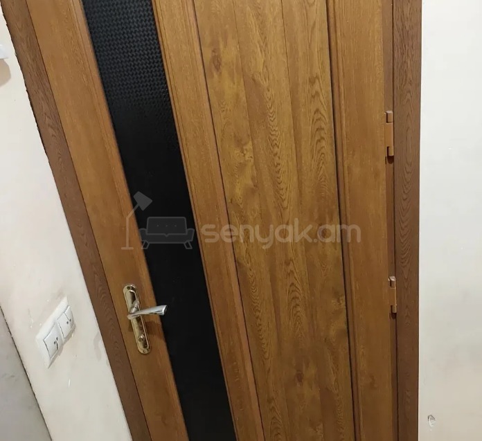 2 Սենյականոց Բնակարան Քարե Շենքում, 64քմ, 5/5 հարկ, Նորմալ Վիճակում