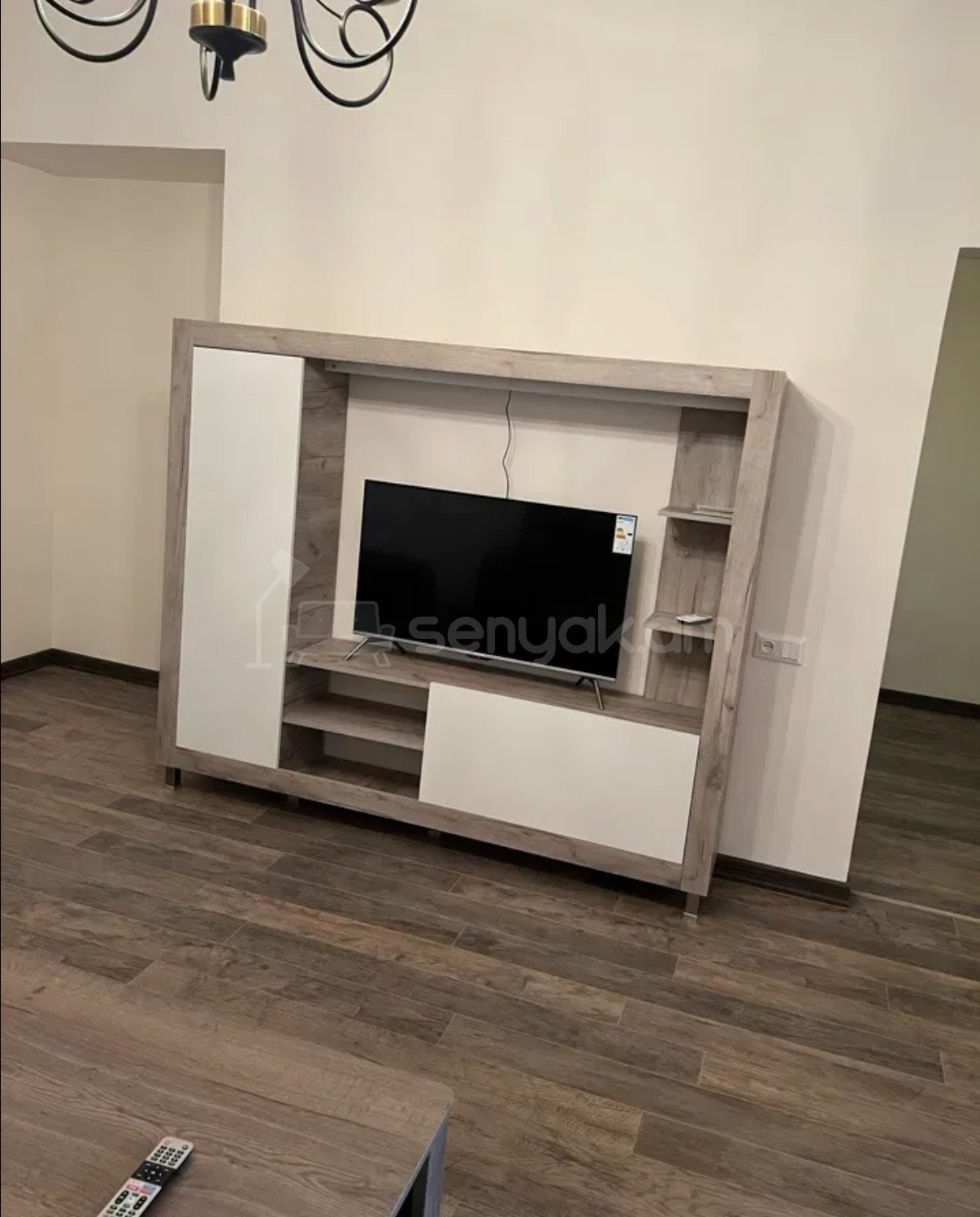 2 Սենյականոց Բնակարան Քարե Շենքում, 68քմ, 3/5 հարկ, Կապիտալ Վերանորոգված, Կահավորված