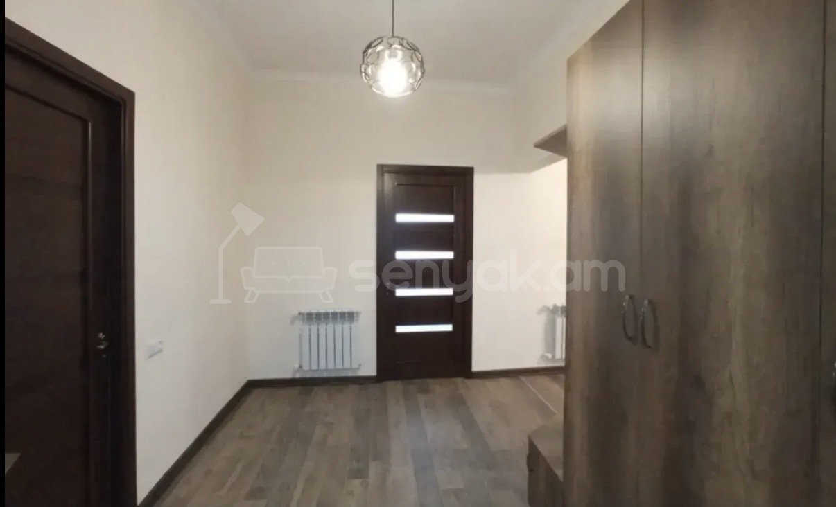 2 Սենյականոց Բնակարան Քարե Շենքում, 68քմ, 3/5 հարկ, Կապիտալ Վերանորոգված, Կահավորված
