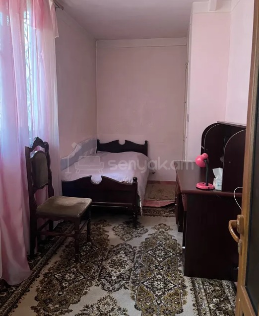3 Սենյականոց Բնակարան, 96քմ, 2/9 հարկ, Նորմալ Վիճակում