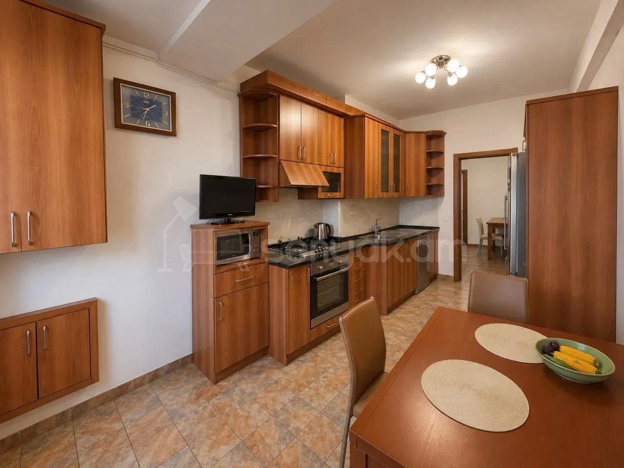 2 Սենյականոց Բնակարան Նորակառույցում, 90քմ, 7/14 հարկ, Կապիտալ Վերանորոգված