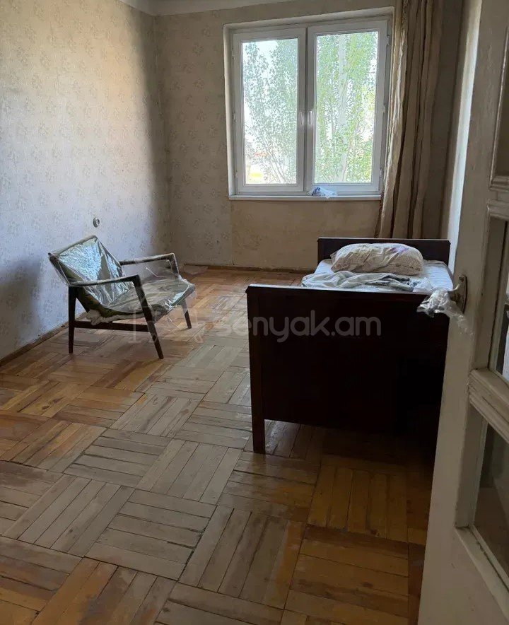 2 Սենյականոց Բնակարան, 67քմ, 3/9 հարկ, Պետական Վիճակում