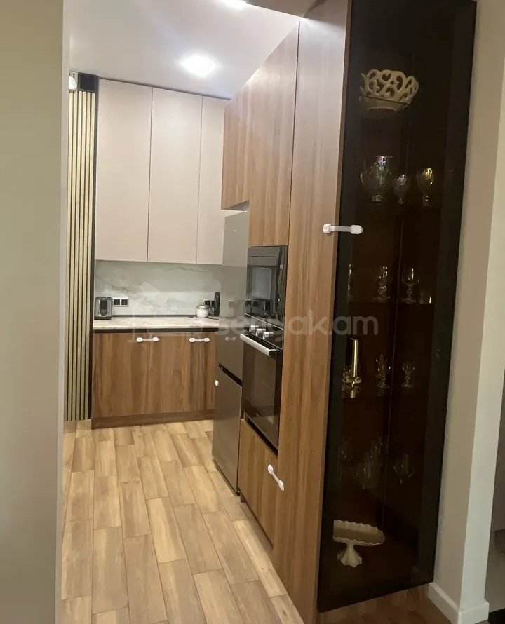 2 Սենյականոց Բնակարան Նորակառույցում, 65քմ, 9/11 հարկ, Կապիտալ Վերանորոգված