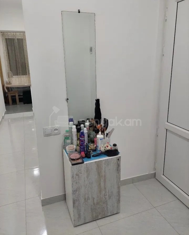 2 Սենյականոց Բնակարան, 47քմ, 2/9 հարկ, Կապիտալ Վերանորոգված