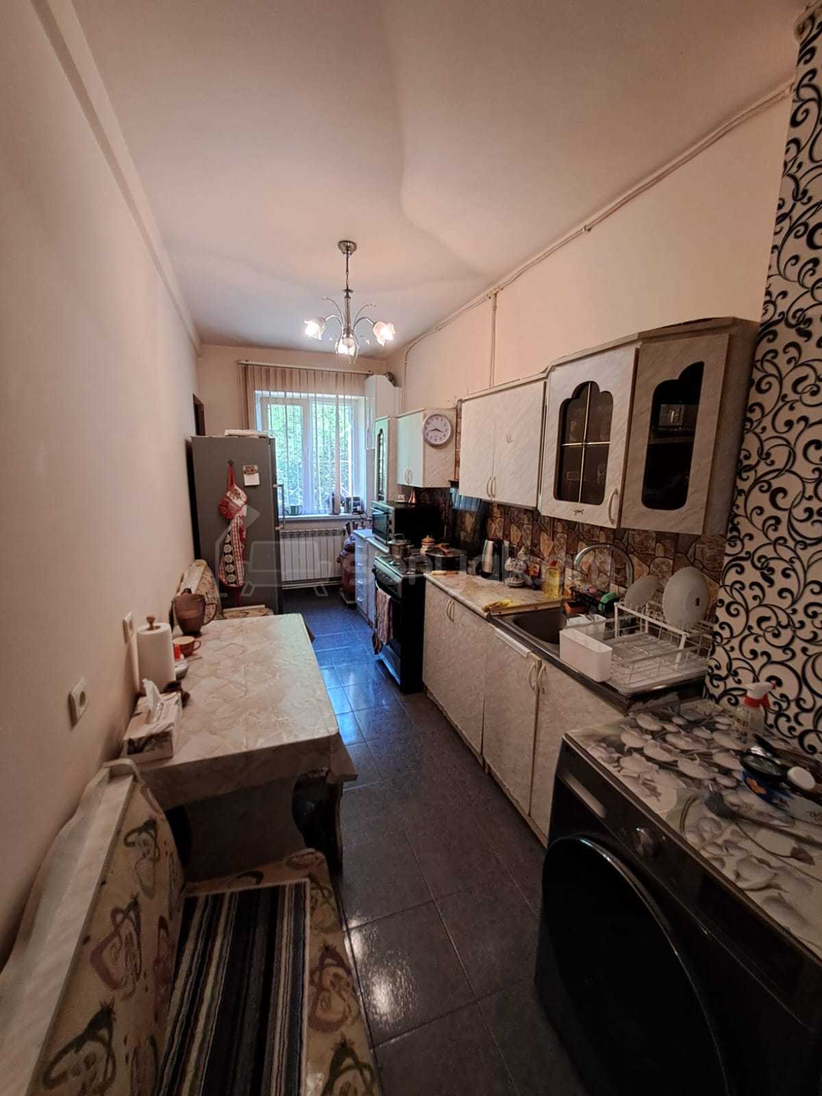 3 Սենյականոց Բնակարան, 75քմ, 1/9 հարկ, Կապիտալ Վերանորոգված