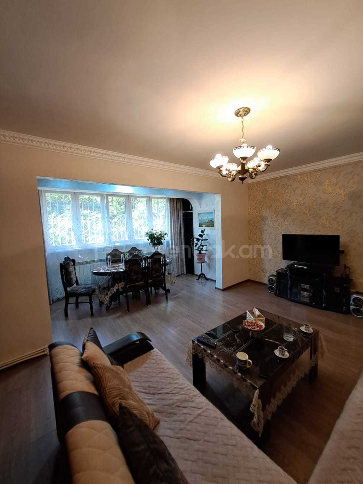 3 Սենյականոց Բնակարան, 75քմ, 1/9 հարկ, Կապիտալ Վերանորոգված