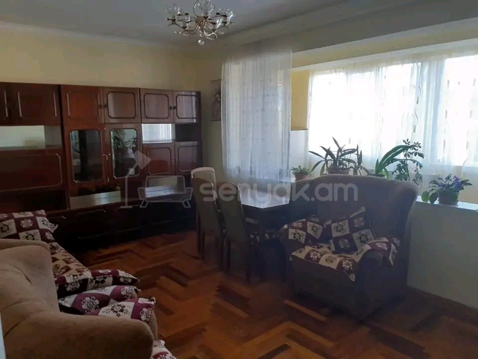 3 Սենյականոց Բնակարան, 80քմ, 7/9 հարկ, Նորմալ Վիճակում, Կահավորված