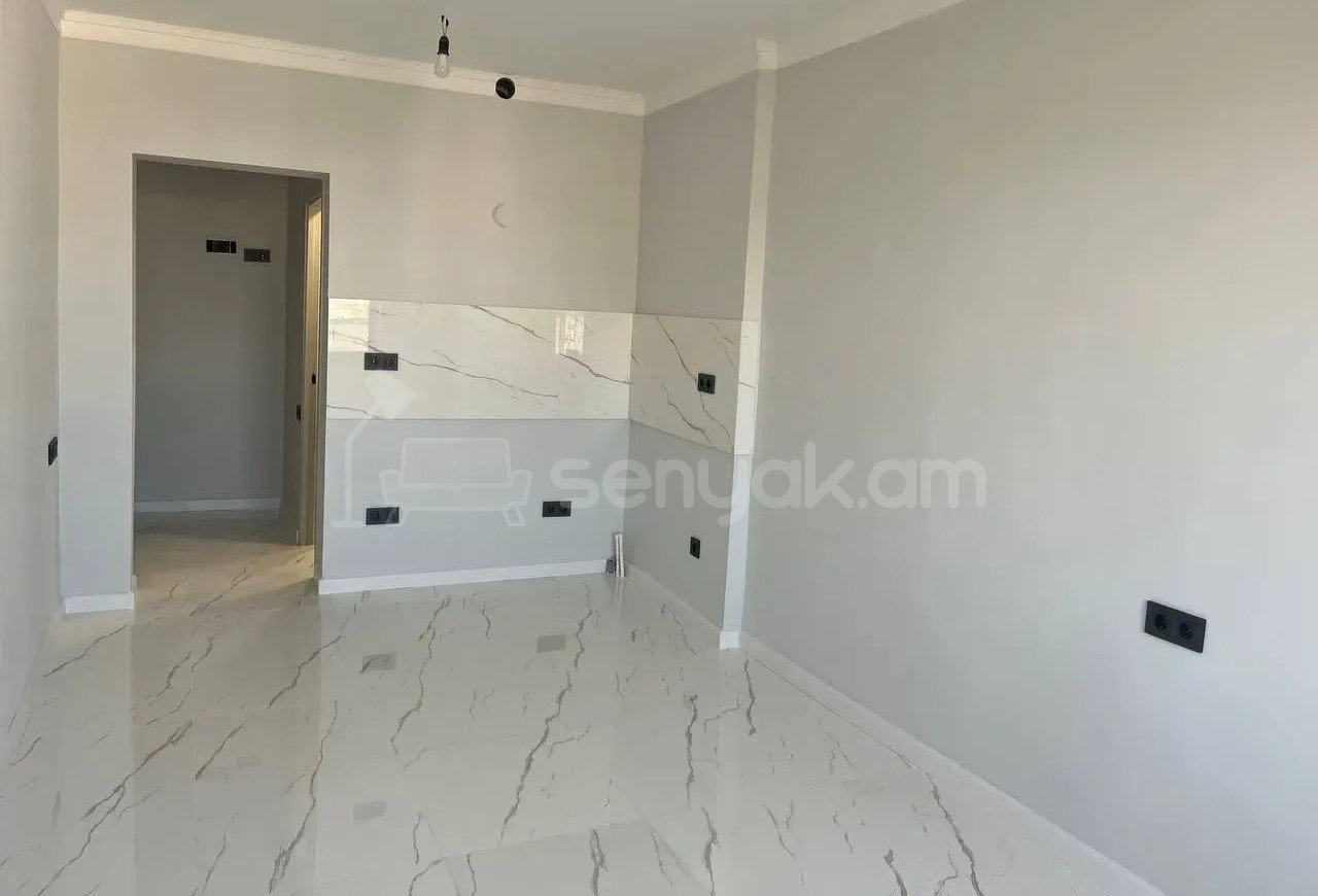 2 Սենյականոց Բնակարան, 33քմ, 2/9 հարկ, Կապիտալ Վերանորոգված