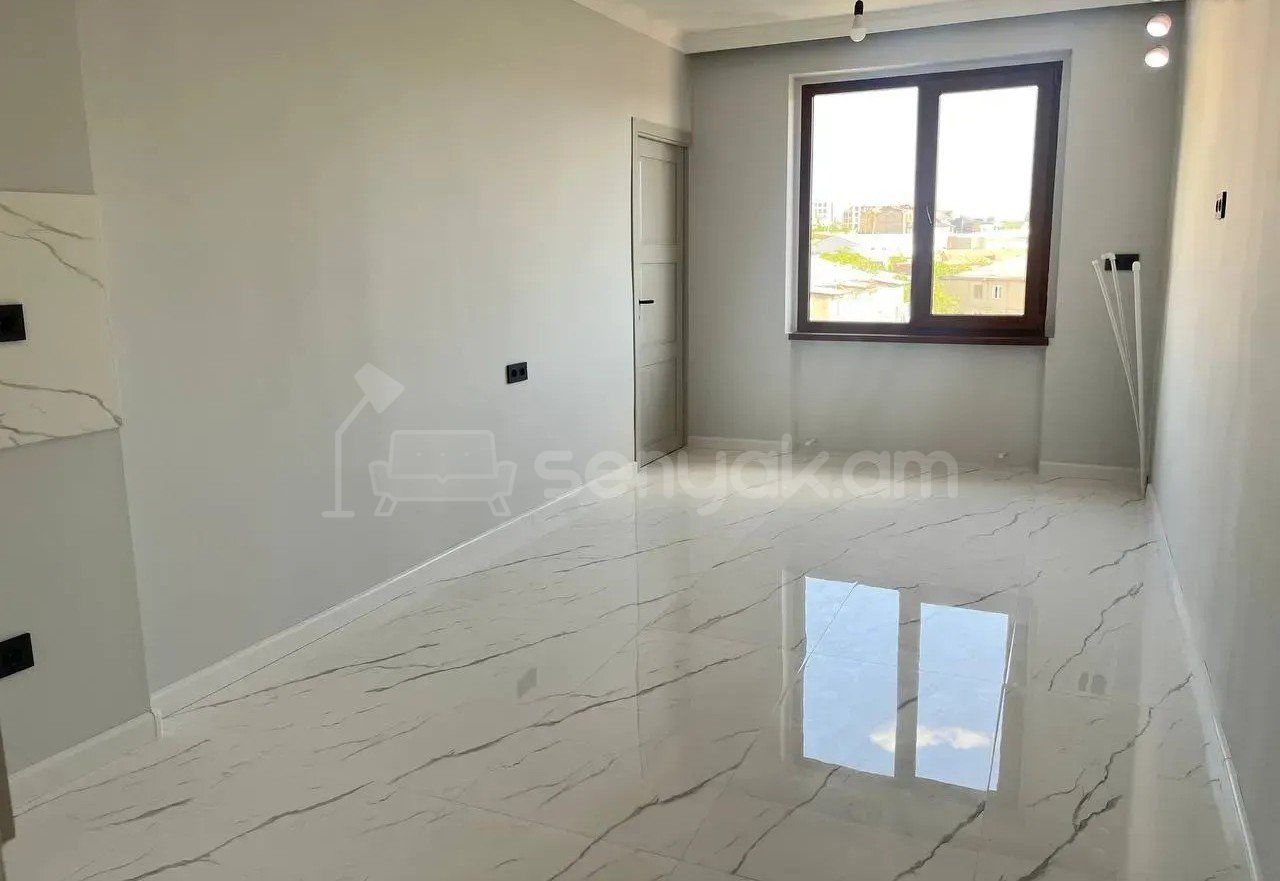 2 Սենյականոց Բնակարան, 33քմ, 2/9 հարկ, Կապիտալ Վերանորոգված