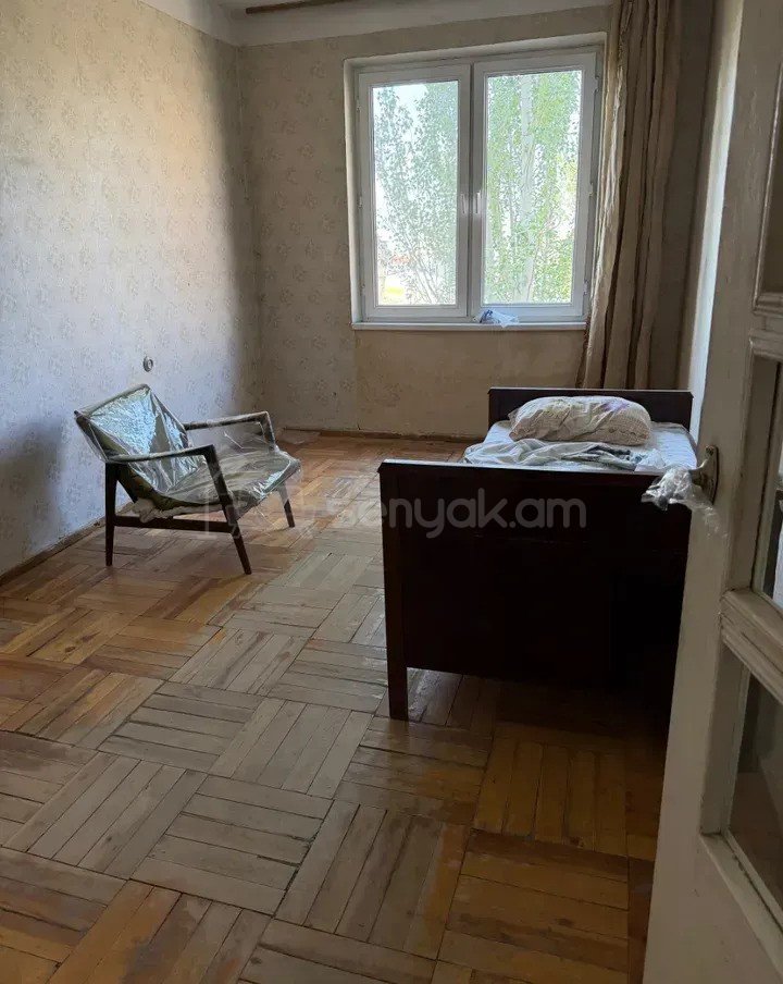 2 Սենյականոց Բնակարան, 67քմ, 3/9 հարկ, Պետական Վիճակում
