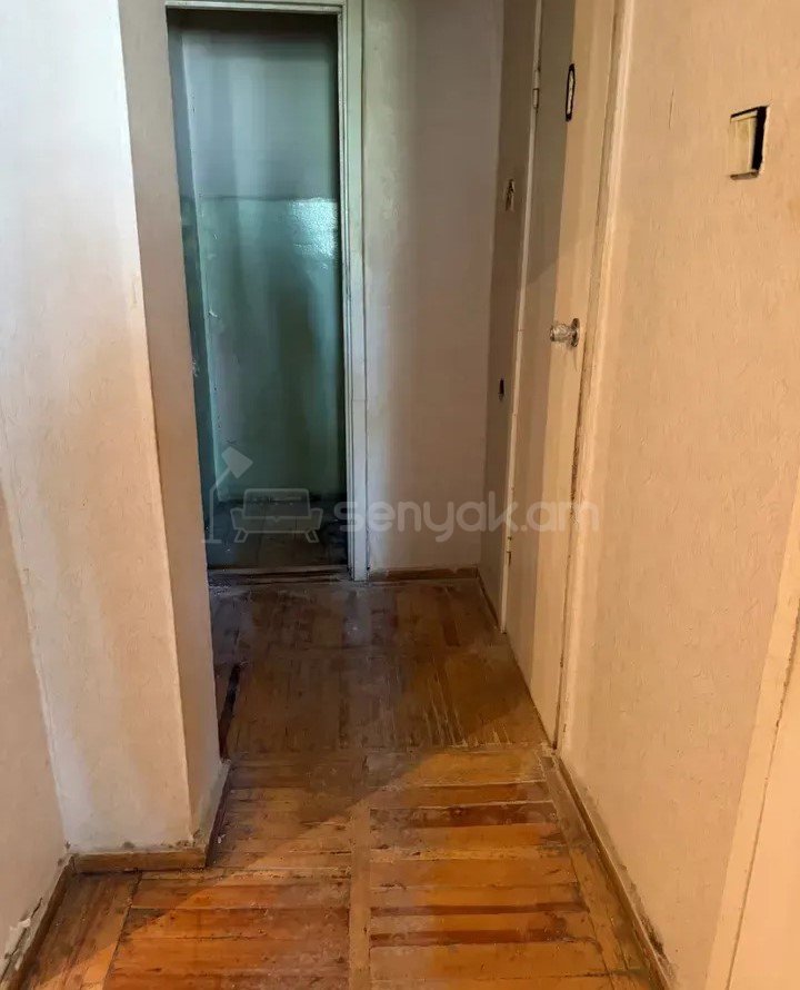 2 Սենյականոց Բնակարան, 67քմ, 3/9 հարկ, Պետական Վիճակում