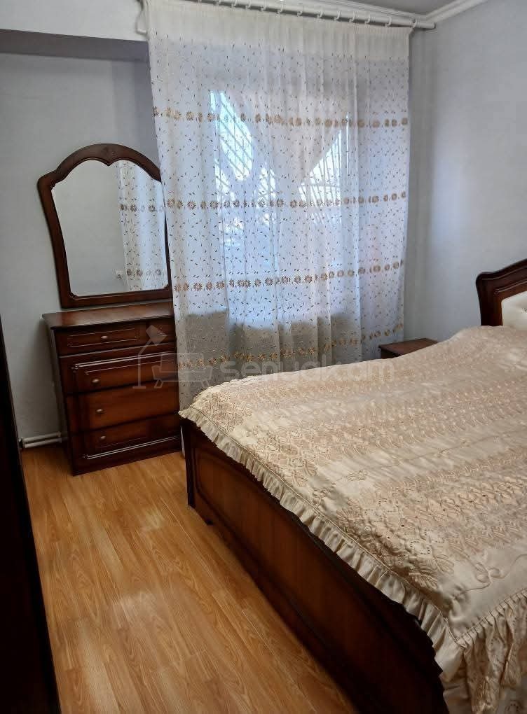 4 Սենյականոց Բնակարան, 81քմ, 1/9 հարկ, Նորմալ Վիճակում